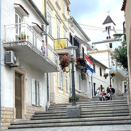 Crikvenica Right On The Beach Extérieur photo